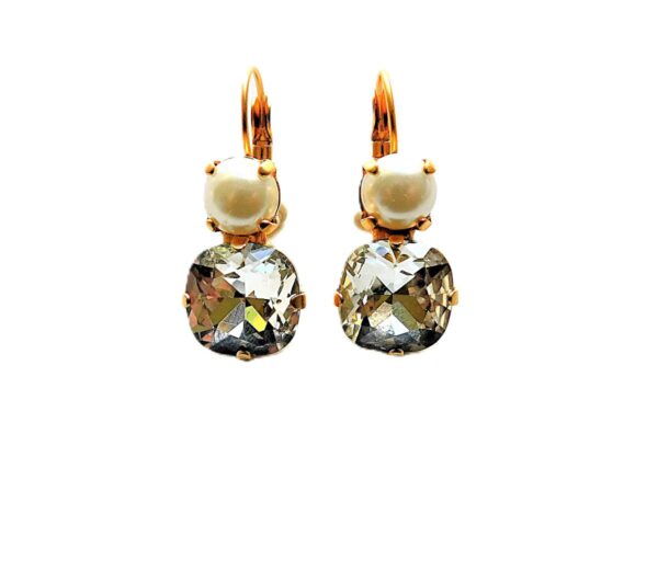 Gold and crystal dangle earrings with pearls.